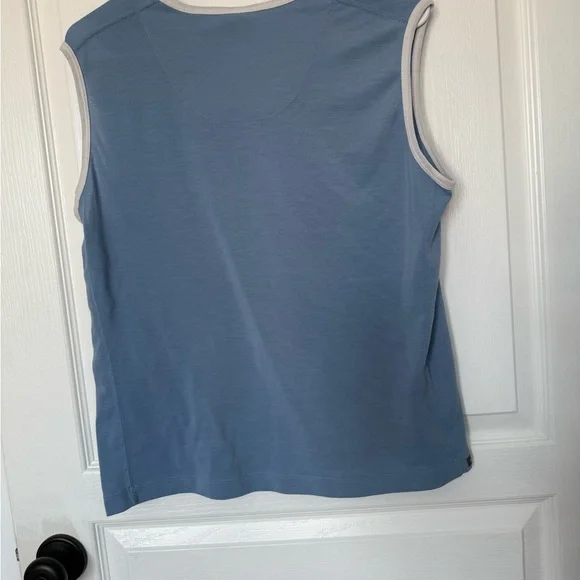 The North Face Gray and White Fitted Sleeveless Tank Top - Picture 7 of 7